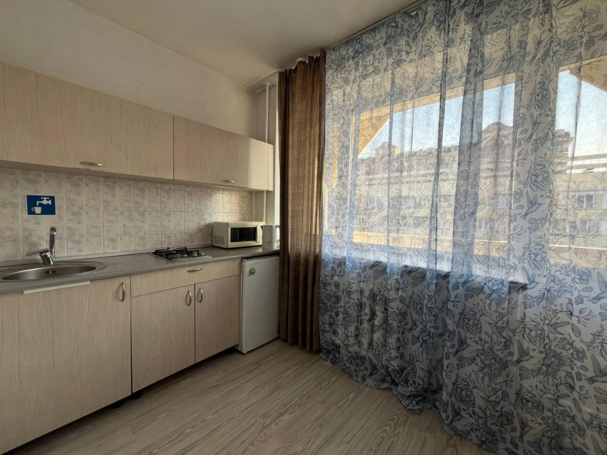 30 Traveler'S Choice In The City Center אלמטי מראה חיצוני תמונה